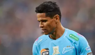 Дуглас Сантос вернется на поле лишь в 2026 году