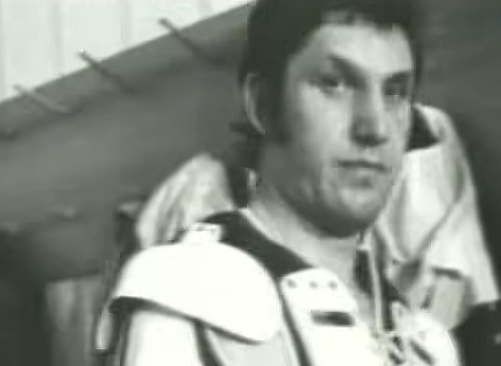 александр рагулин хоккеист