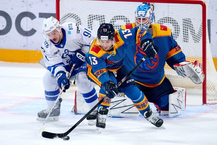 Шанхай - Динамо Москва. Прогноз на матч КХЛ 16 октября 2025 года.