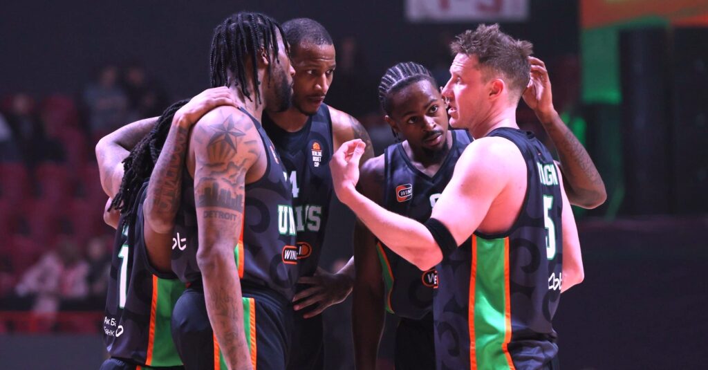 ЦСКА - УНИКС. Прогноз на матч Единой Лиги ВТБ 1 февраля 2026 года.