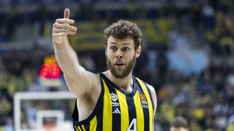 Дубай - Фенербахче. Прогноз на матч Евролиги 8 января 2025 года.