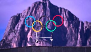 Хоккей на ОИ-2026: расписание, сыграет ли сборная России