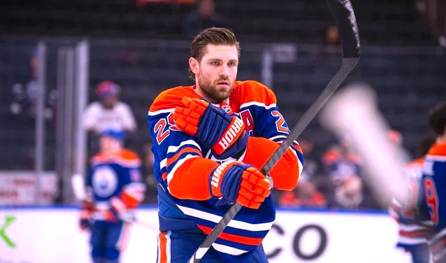 Драйзатль выбыл до конца регулярного сезона НХЛ