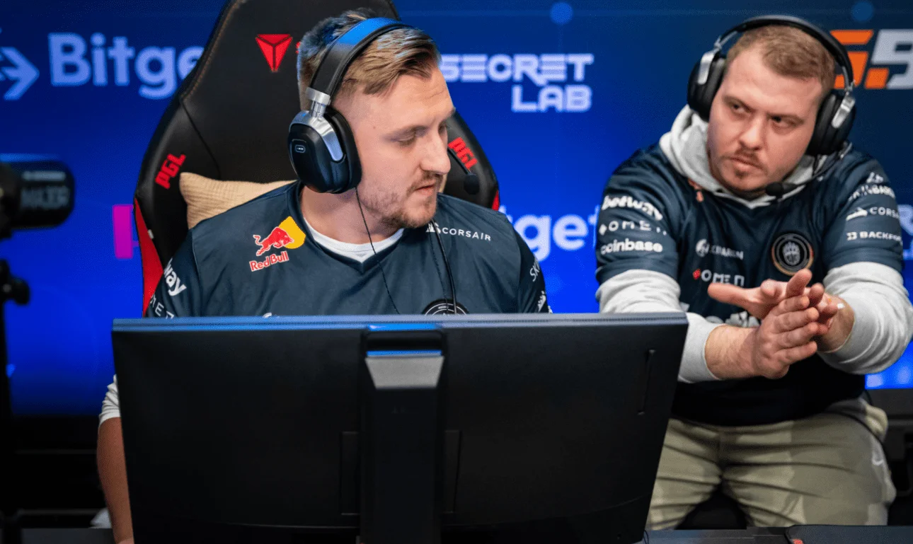Прогноз на 14 ноября 2021. fnatic - BIG